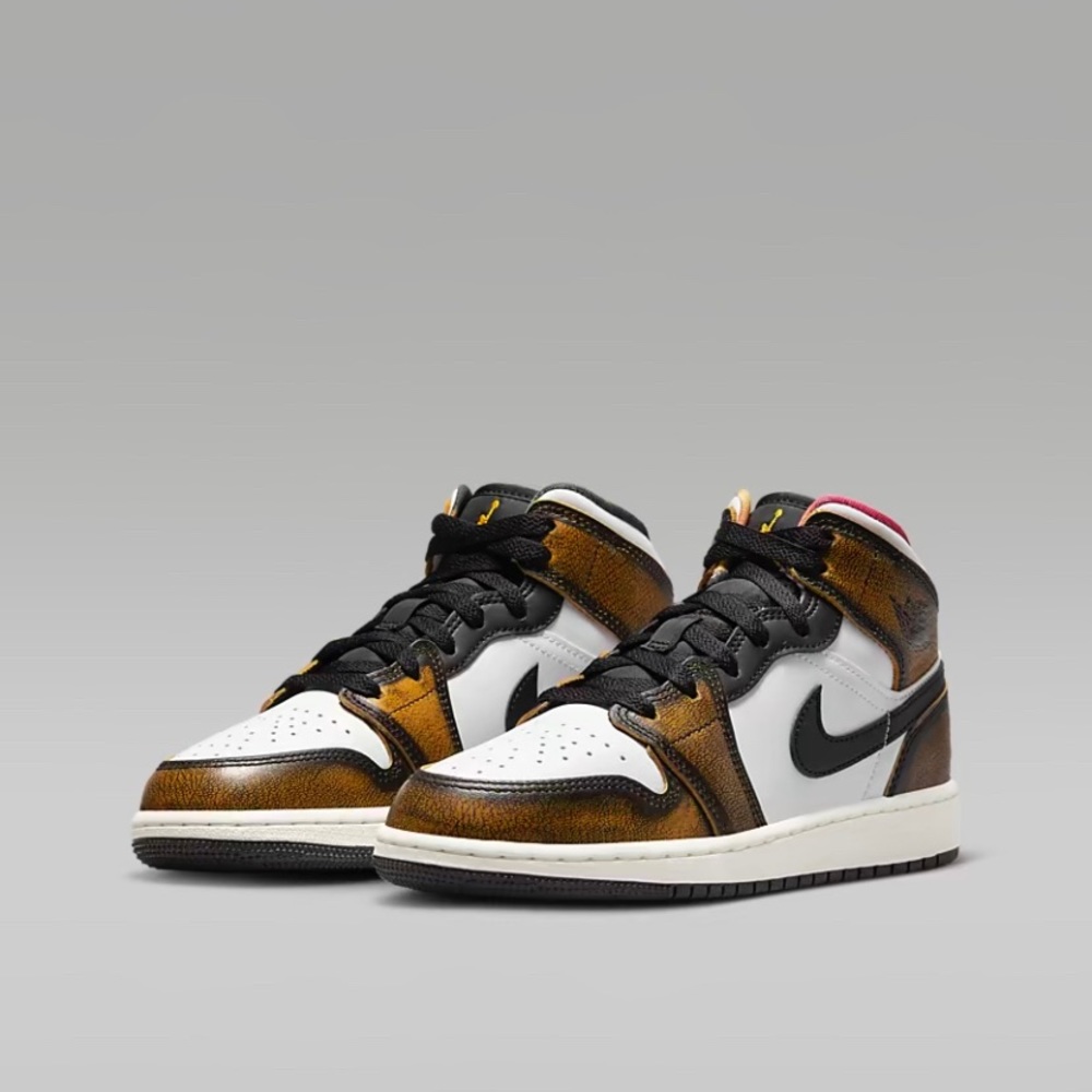 Air Jordan 1 Mid SE